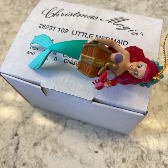Disney Christmas Magic 26231 -‎ 102- Little Mermaid - Holiday Ornament - Picture 7 of 7